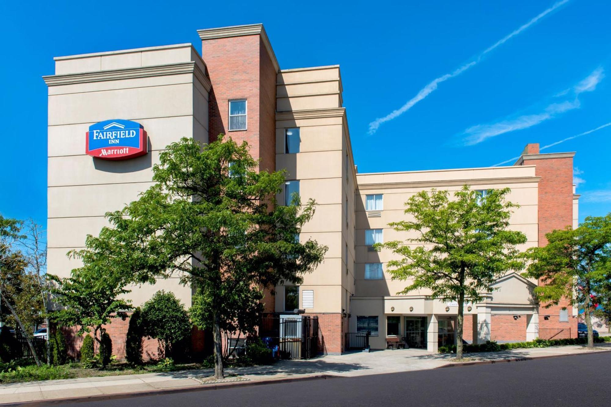 Fairfield Inn By Marriott New York Laguardia Airport/Flushing Exterior photo